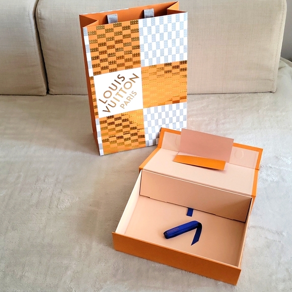 LARGE ORANGE LOUIS Vuitton Fold Over Magnetic Gift Box With Ribbon